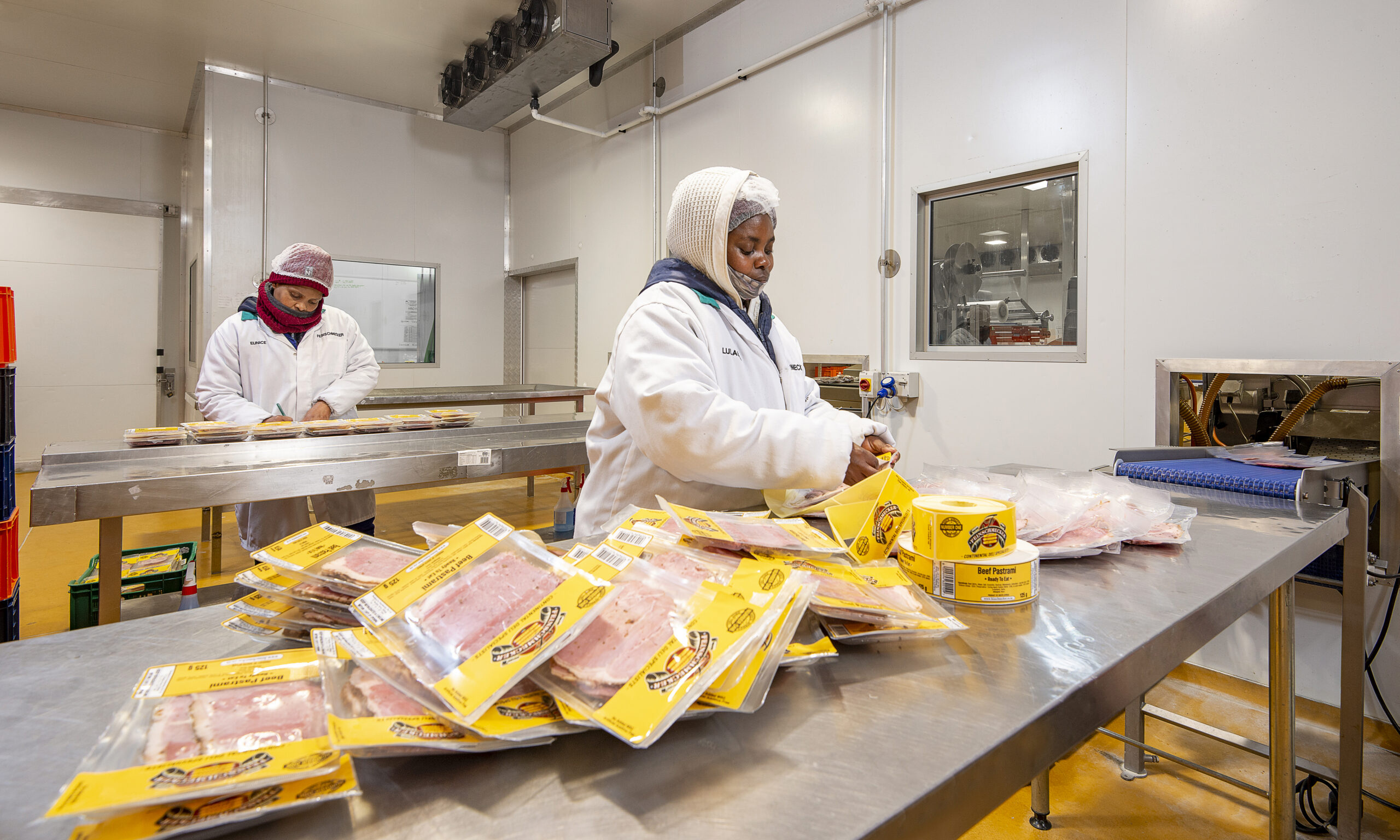 Retail pre-packs being packed at the Feinschmecker factory